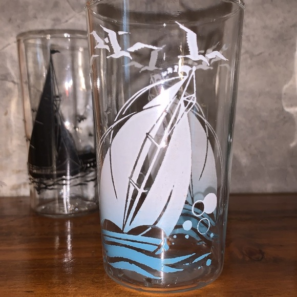 MCM 70s Vintage Set of 4 Nautical Sailboat Themed Clear Drinking Juice Glass - Picture 7 of 17